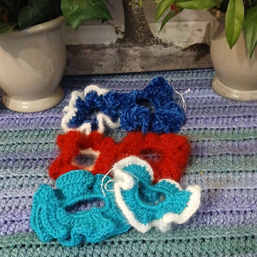 Vibrant Kids Knitted Hair Scrunchies Set